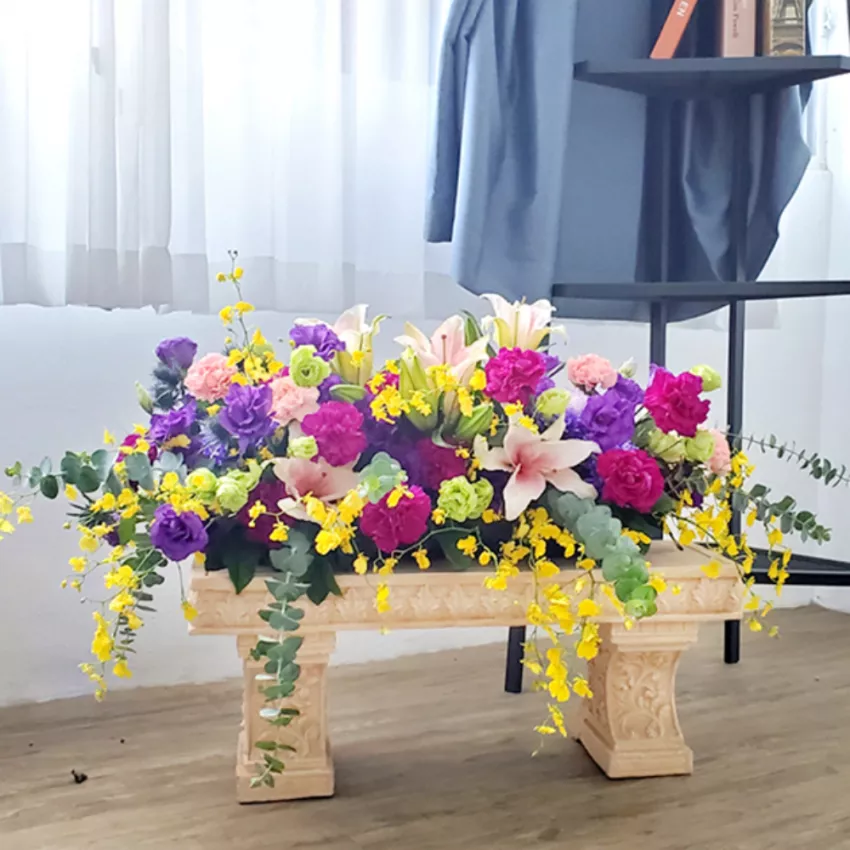 紫黃色系長形桌花 