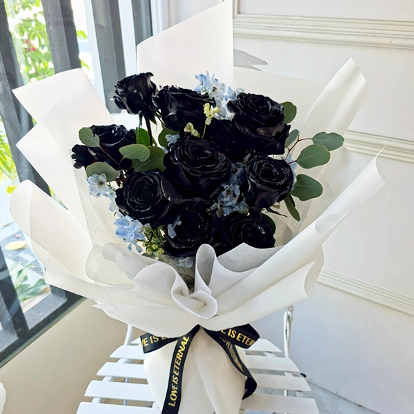 進口黑玫瑰花束 