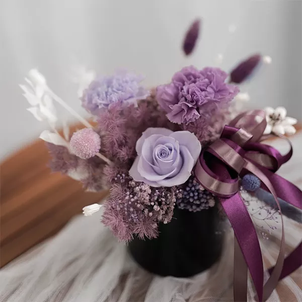 紫色永生花桌花