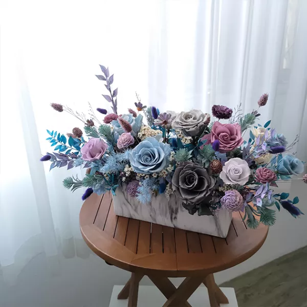 藍紫色永生桌花